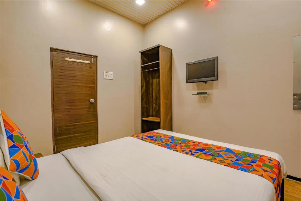 FabHotel Comfort Stay