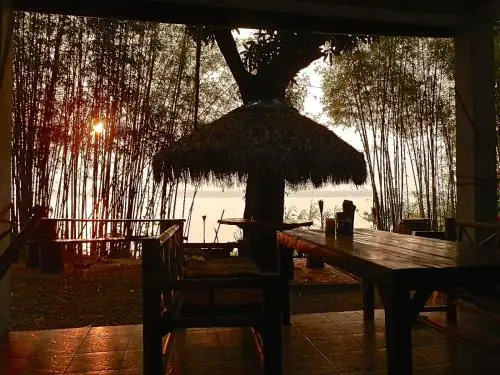 Nakorn Cafe Guest House