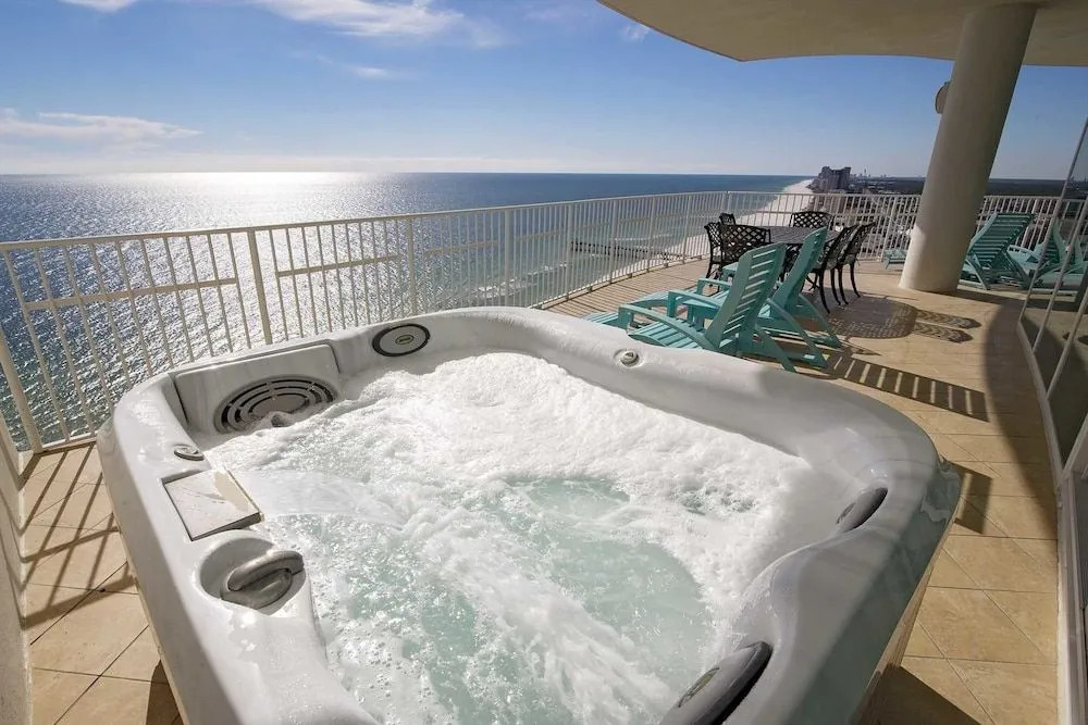 Turquoise Place 1909d 4 Bedrooms 4.5 Bathrooms Condo