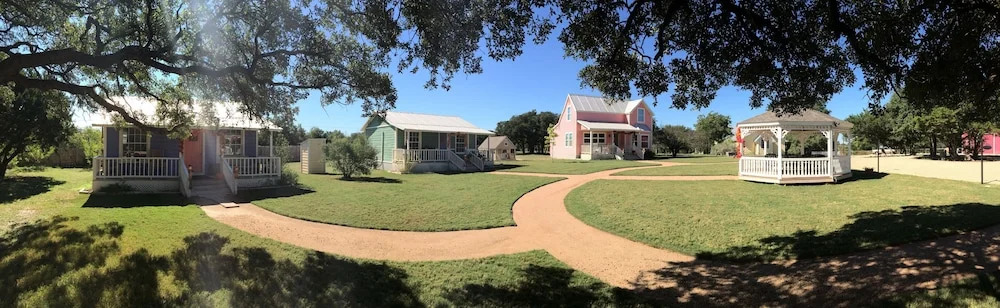 Yellow House B&B