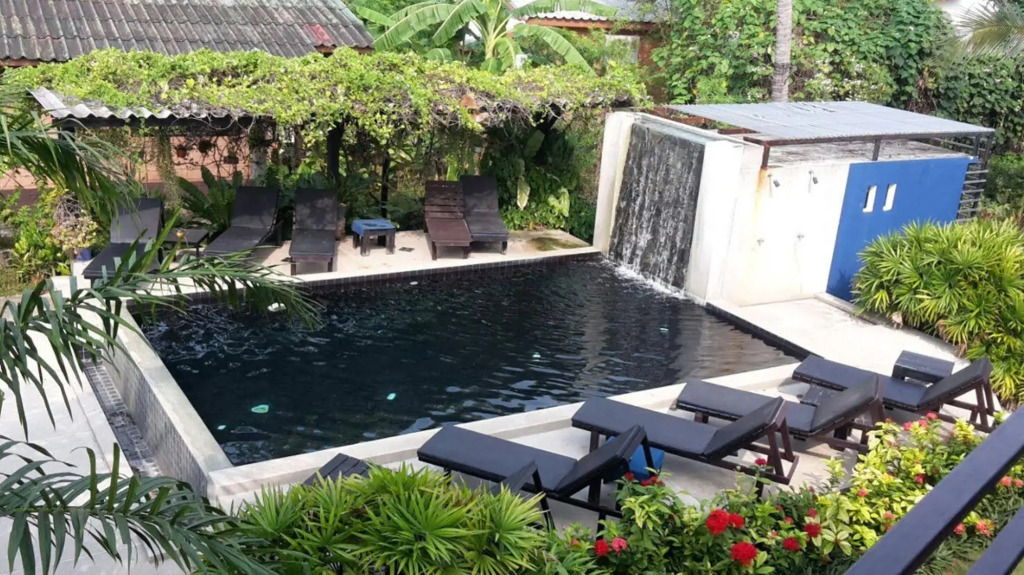 Awe Resort