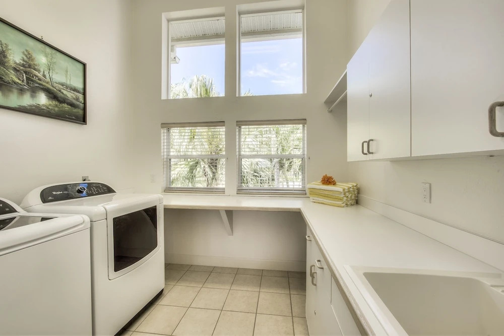 The White Ibis 5 Bedroom Home