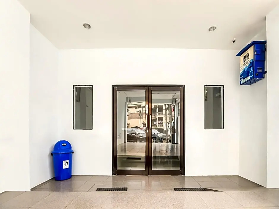 OYO 3492 Mandala Residence