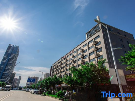 Qichen Hotel (Fangchenggang Beibu Gulf Boulevard Branch)