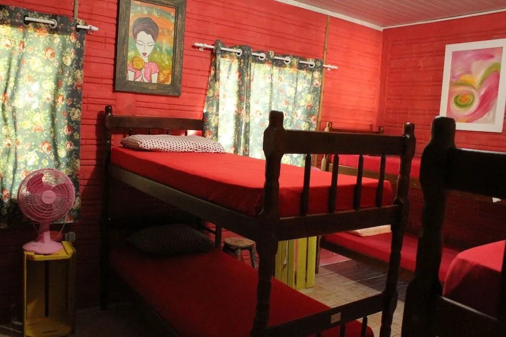 Hostel CasAmarEla