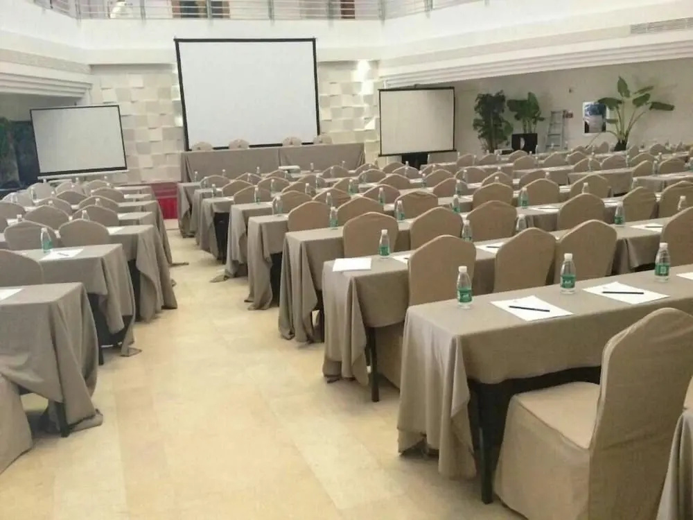 ShenZhen DaMeiSha Airland Hotel
