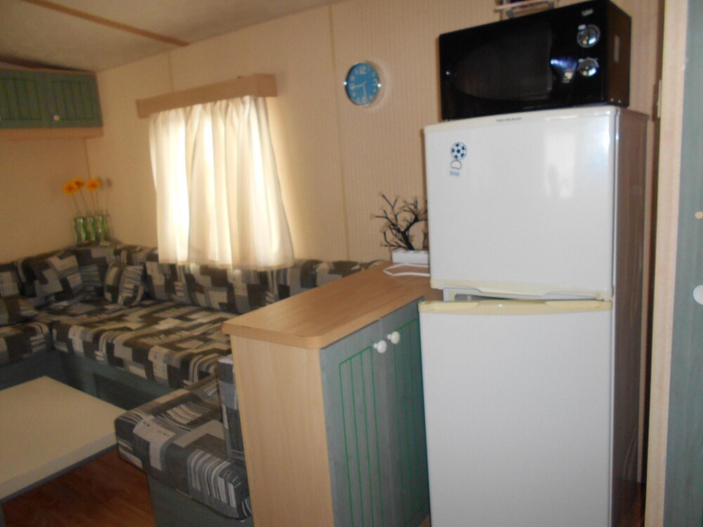 Property With 2 Bedrooms in Blier, With Enclosed Garden and Wifi