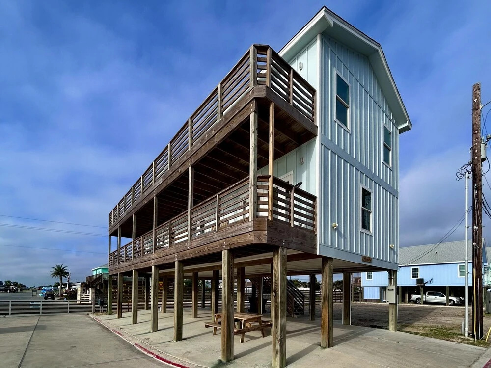 Lv105 - Red Head Pond 3 Bedroom Home by Redawning