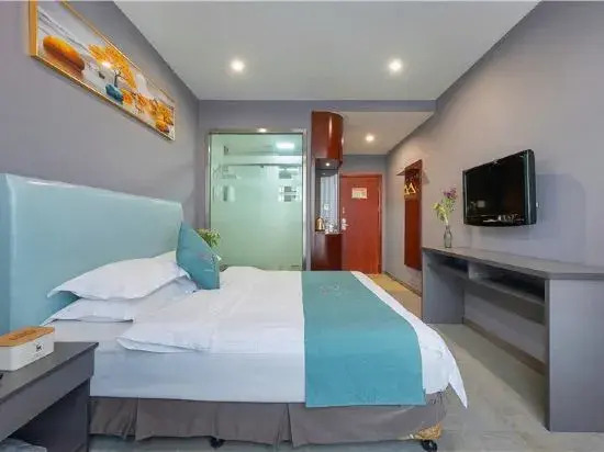 Shangpin Hotel (Zhuji High-speed Railway Station Powerlong Plaza)
