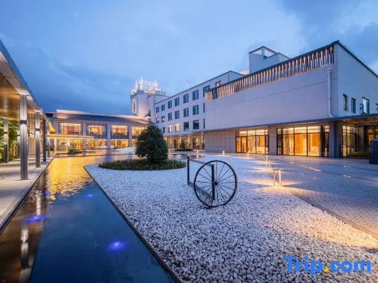 Suzhou Hengli Resort Hotel