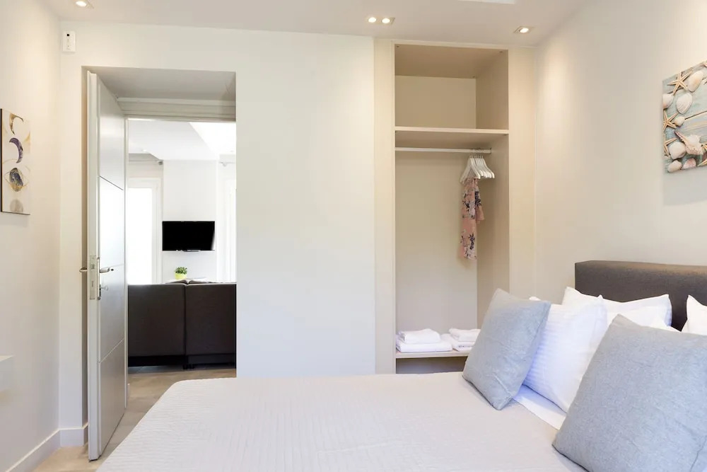 Dimi Brous Apartment 1 by CorfuEscapes