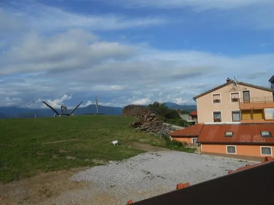 Turistična kmetija Široko