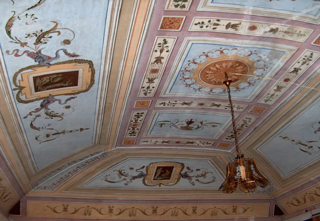 Holland International Rooms