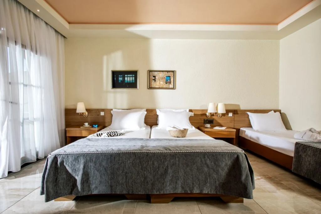 Possidi Holidays Resort & Suite Hotel