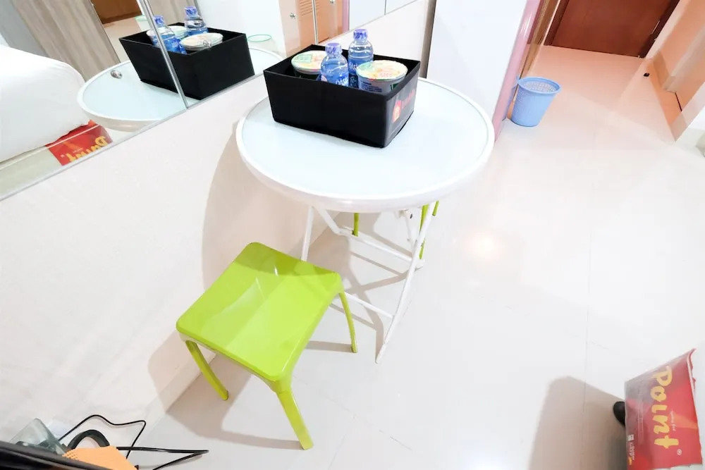 Studio Cozy with City View at Signature Park Grande Apartment By Travelio