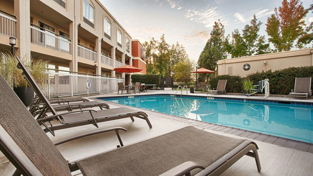 Best Western Plus Rancho Cordova Inn