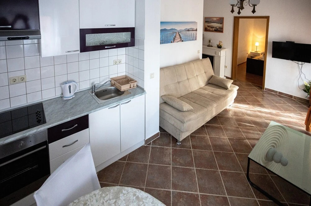 A1 - Modern Apartment With Balcony Near the Beach
