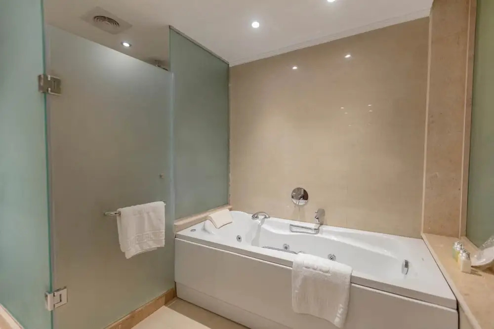 3 Bedroom Villa Offering Unrivaled Privacy and Great Views of the Red Sea