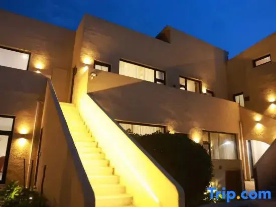 Waterfront Villa Private Tang Homestay (Beijing Badu Heling Branch)