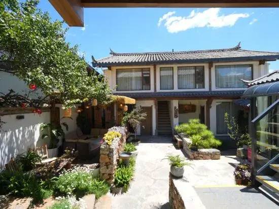 Lijiang Zifayu Designer Boutique Inn