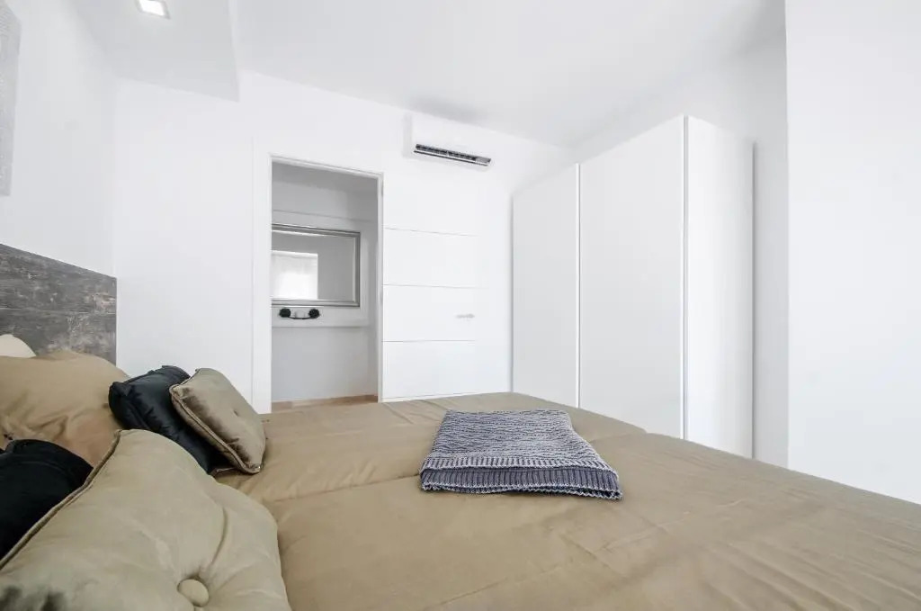 Gorgeous 170 Sq.M. Penthouse with Sea View Terraces