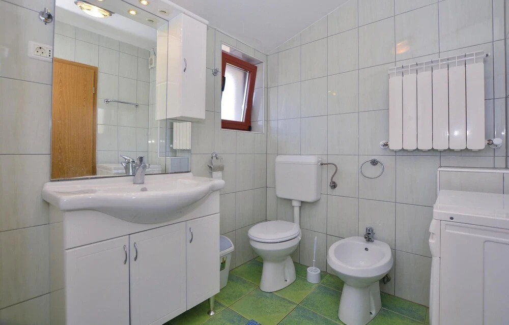 Amazing Home in Portoroz With Wifi and 2 Bedrooms