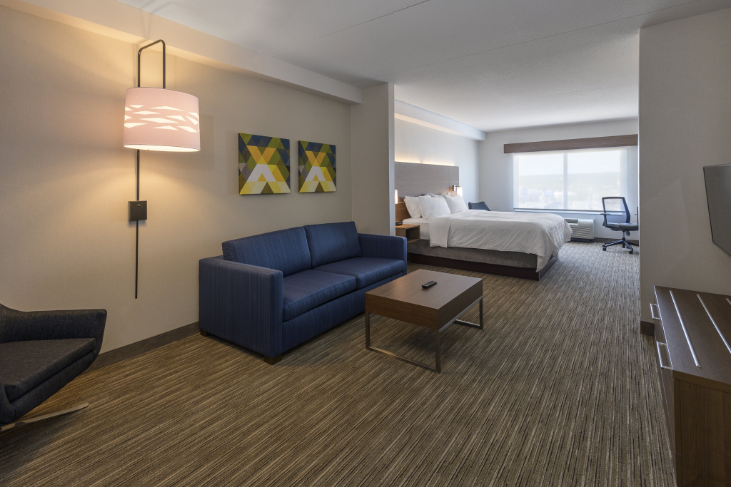 Holiday Inn Express Hotel & Suites North Bay by IHG