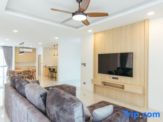 Ma-Umi Chiang Mai pool villa 5 BRs - 10 mins to city center and Airport