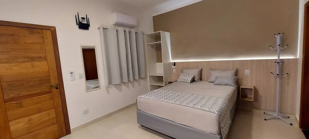 Pousada Solarium Flats Itagua Próximo ao Aquário e a Praça da Baleia