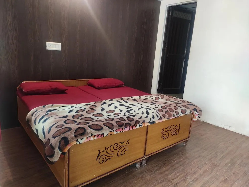 International Youth Club - Hostel