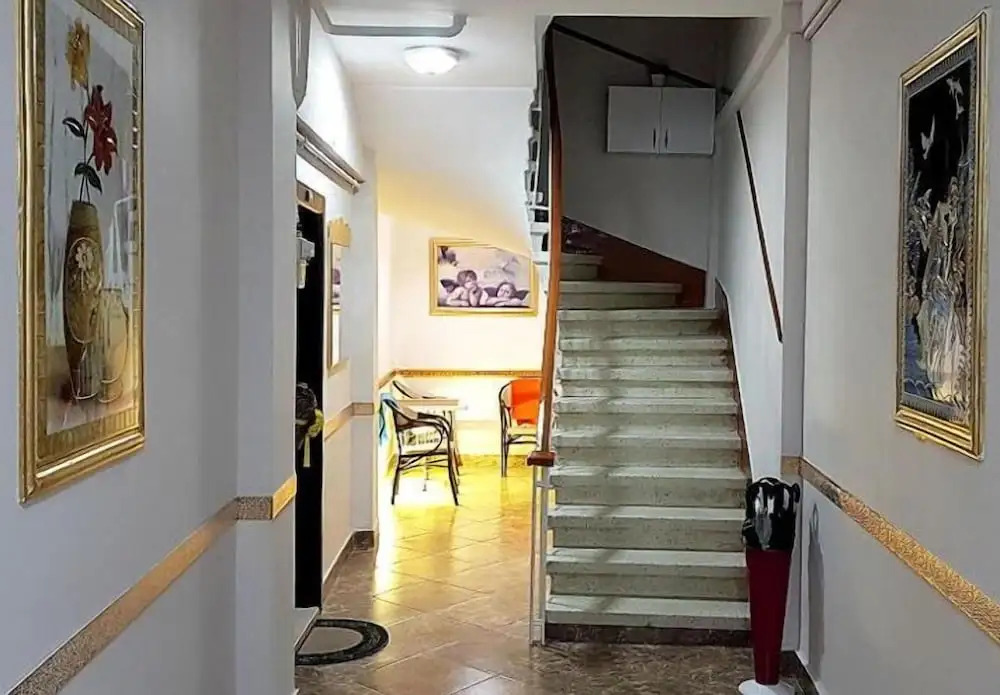 Little Palace Blue Apartment