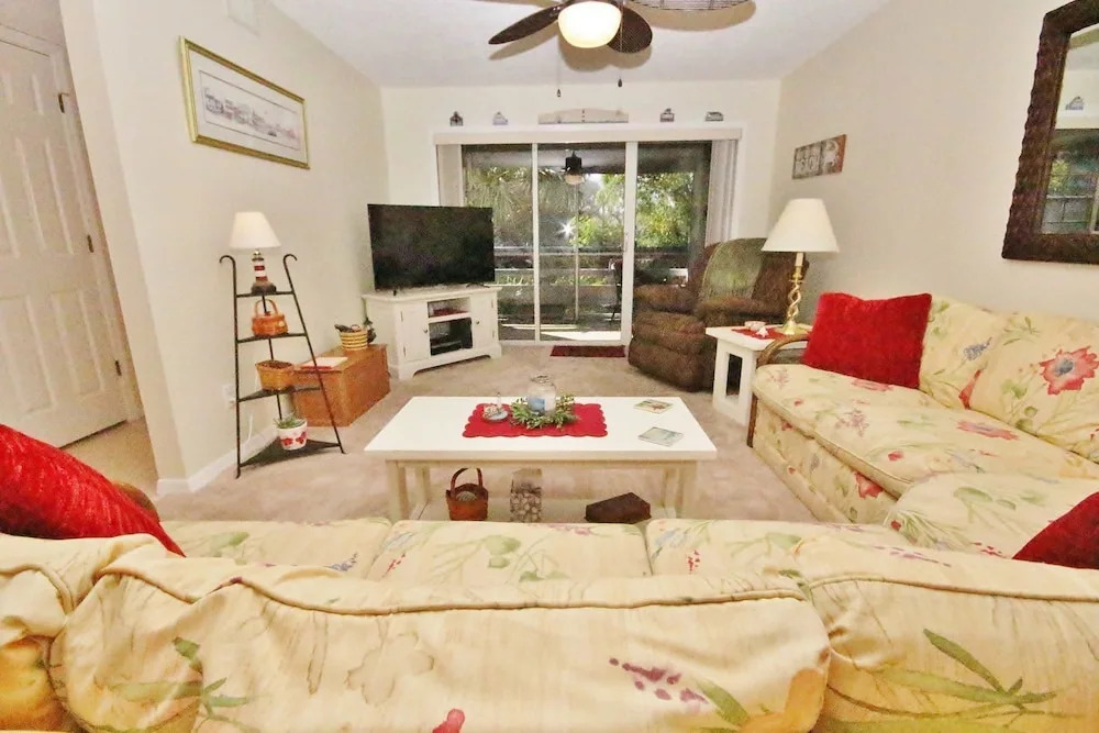 Sea Woods 172 Apartment 2