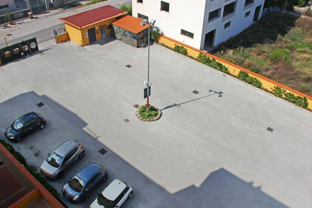 City Hotel
