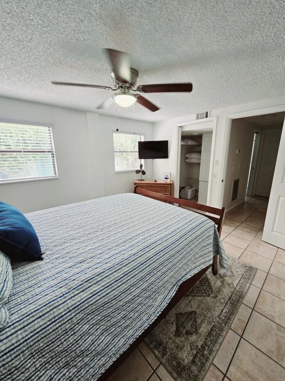 Manatee Cove Compound Retreat Star5vaca