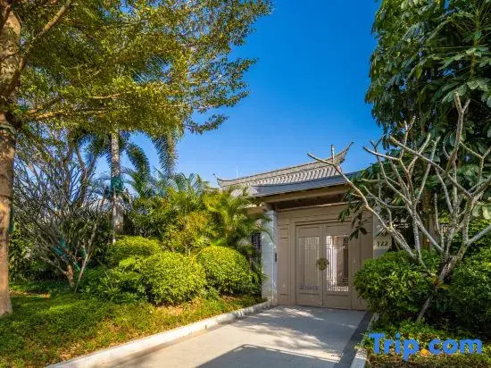 Tang House