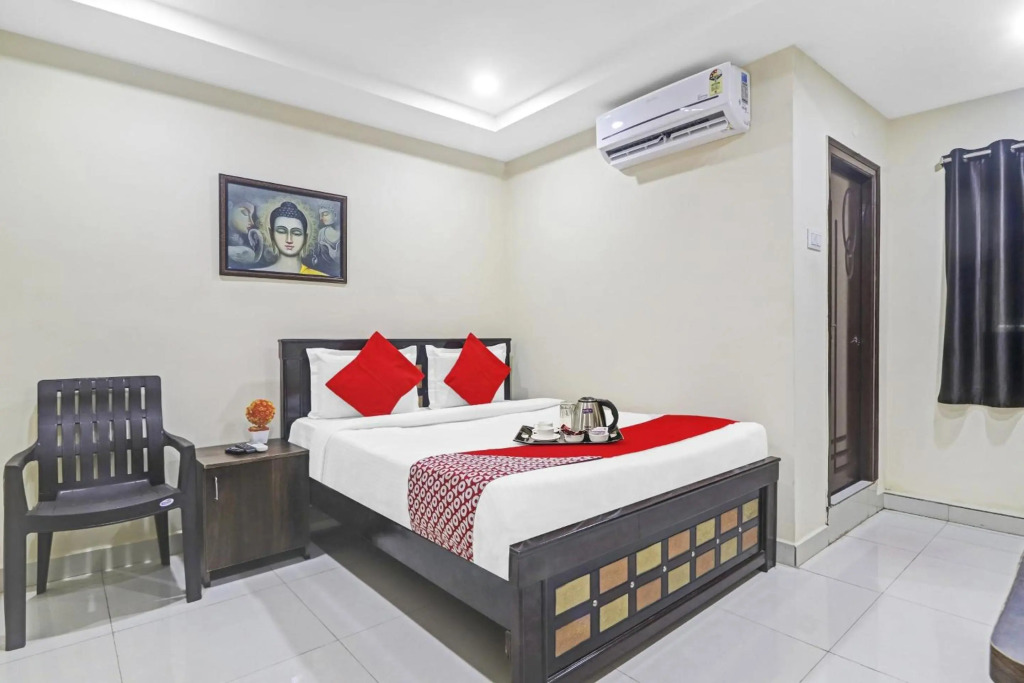 Super OYO 91014 Honey Heights