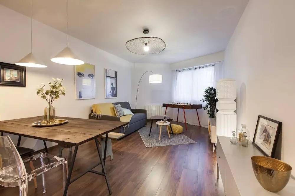 Must City Center Apartment