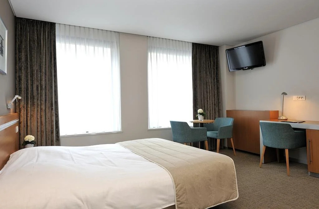 Business By Parkhotel -ANNEX