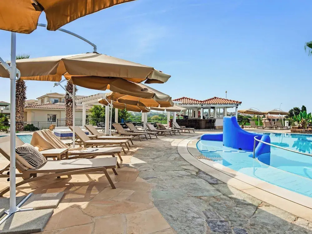 Sanders Seaview Paphos