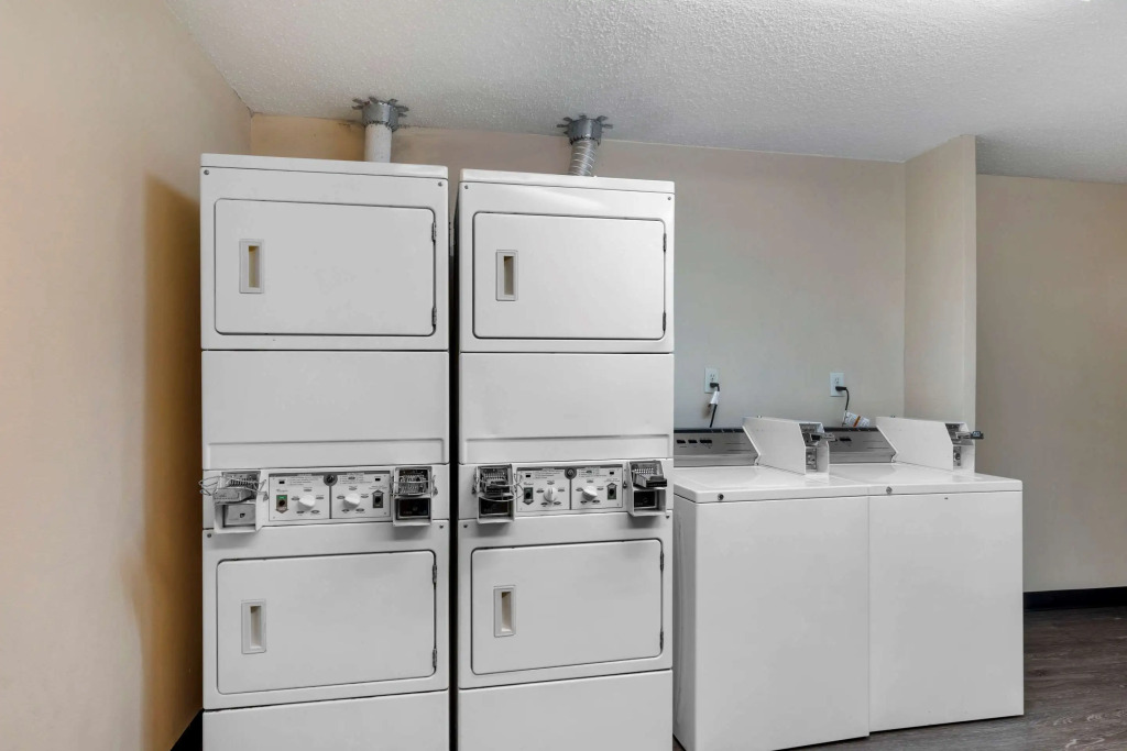 Comfort Suites DFW Airport