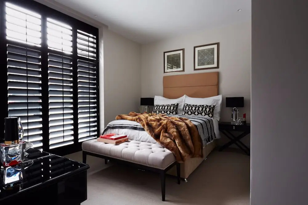 4 Bedroom House with Private Roof Terrace Sleeps 7