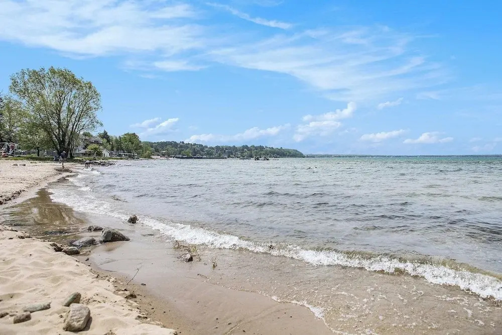 Stylish The Shores Condo Private Beach Wviews 5716