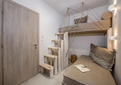 Eleana Apartments