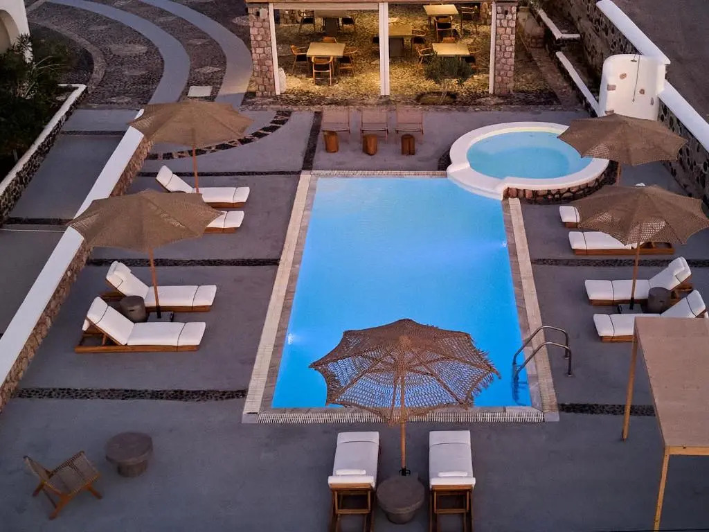 Nuvia Suites