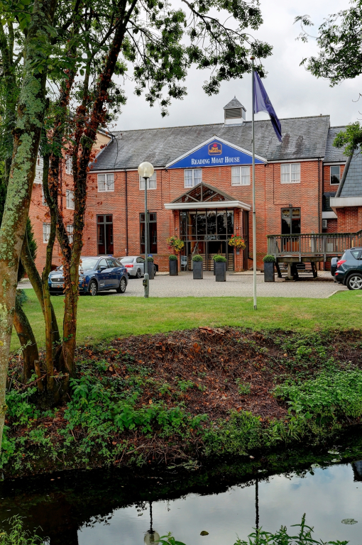 Best Western Plus Moat House Reading