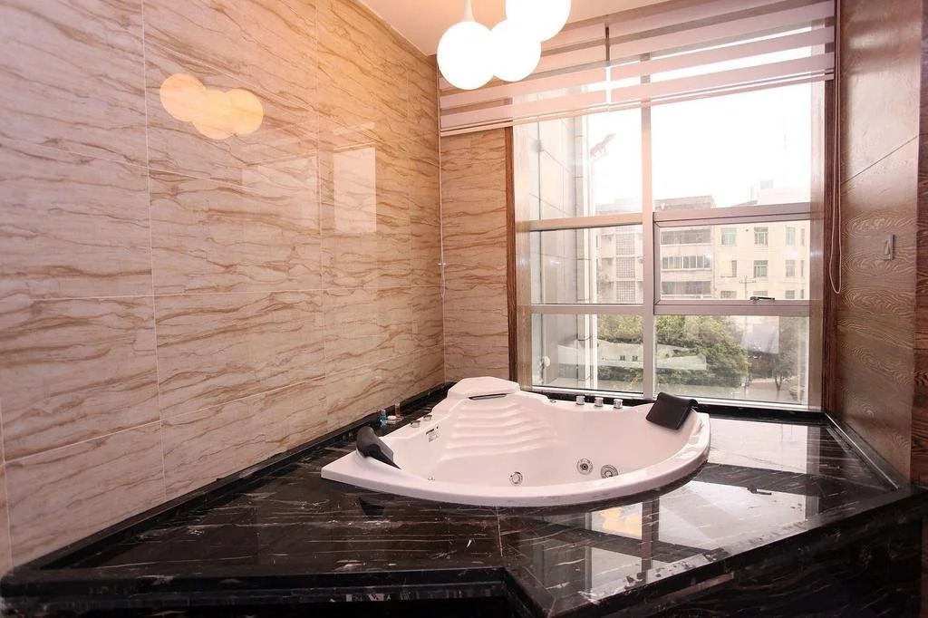 Chengdu Hello Hotel