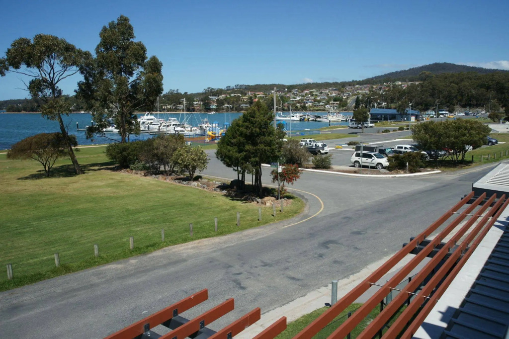 Bayside Hotel