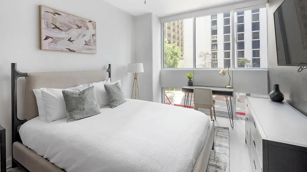 Landing Apartments - Landing Midtown