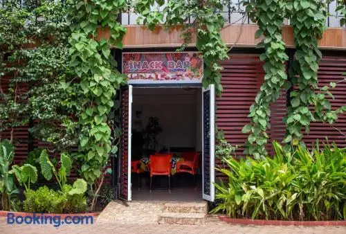 Picorna Hotel