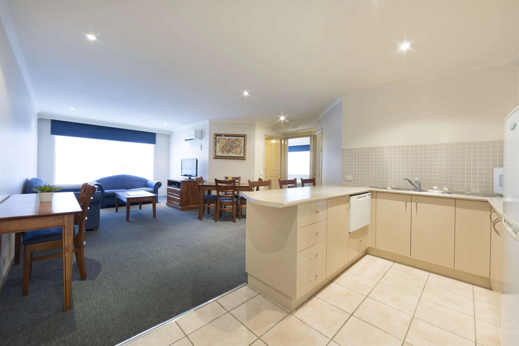 Best Western Plus Canberra Central Apartments Official